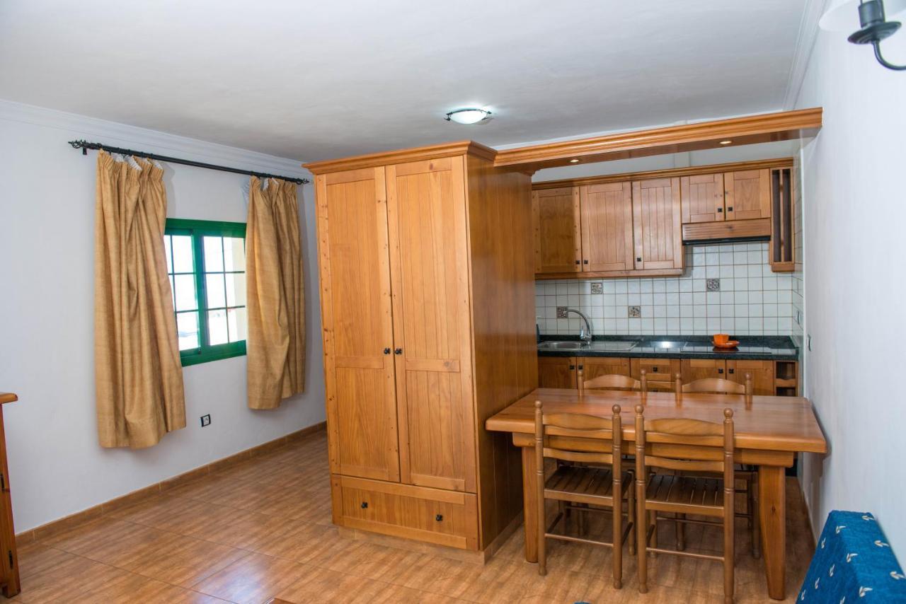 פרונטרה Apartamentos La Palmera מראה חיצוני תמונה